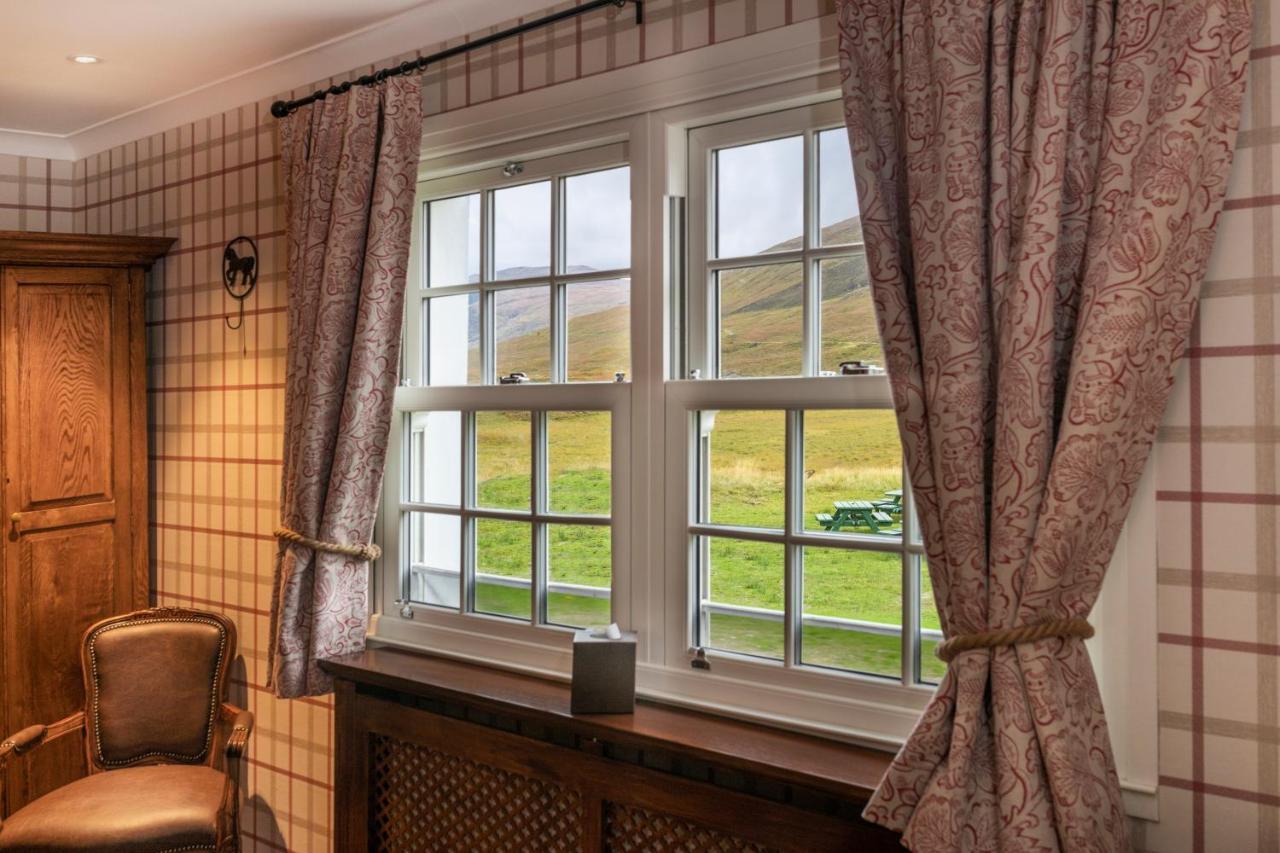 Cluanie Inn Glenmoriston Bagian luar foto