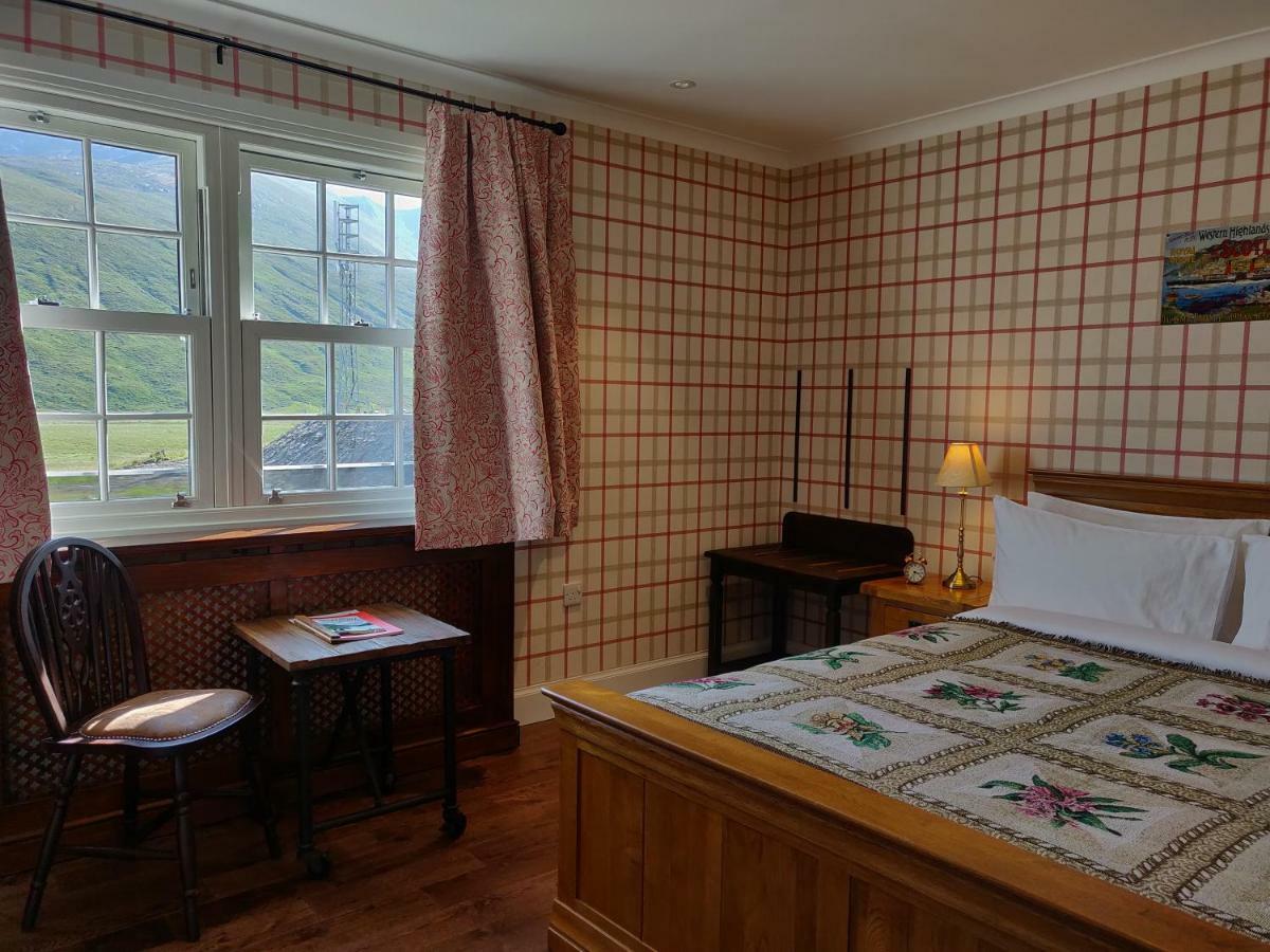 Cluanie Inn Glenmoriston Bagian luar foto